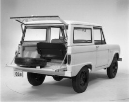 1966 Ford Bronco in Studio